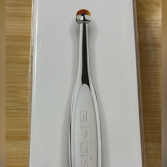 ARTIS Elite CIRCLE 1R Makeup Brush, Mirror Finish-NEW IN BOX, Never Opened! - Picture 8 of 10